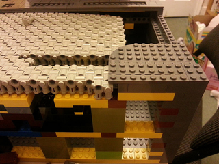 Illustration for article titled Victorian Era LEGO London Is Massive